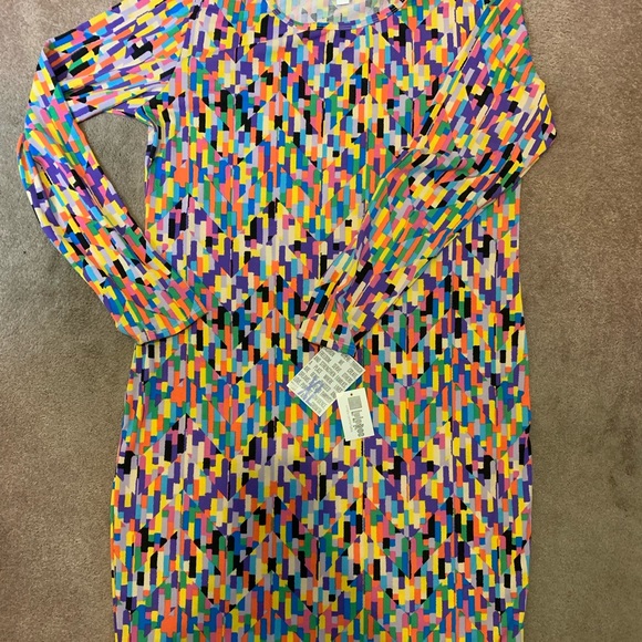 Lula Roe - Picture 5 of 8